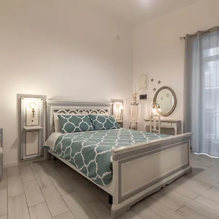 Guesthost - Castrum - Ballaro Stylish