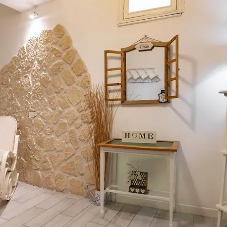 Guesthost - Castrum - Ballaro Stylish Appartamento