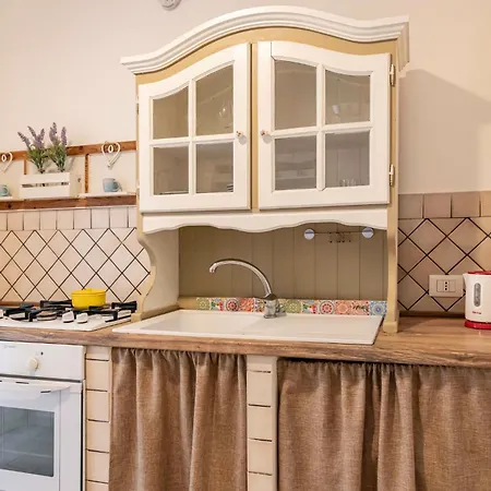 Guesthost - Castrum - Ballaro Stylish *